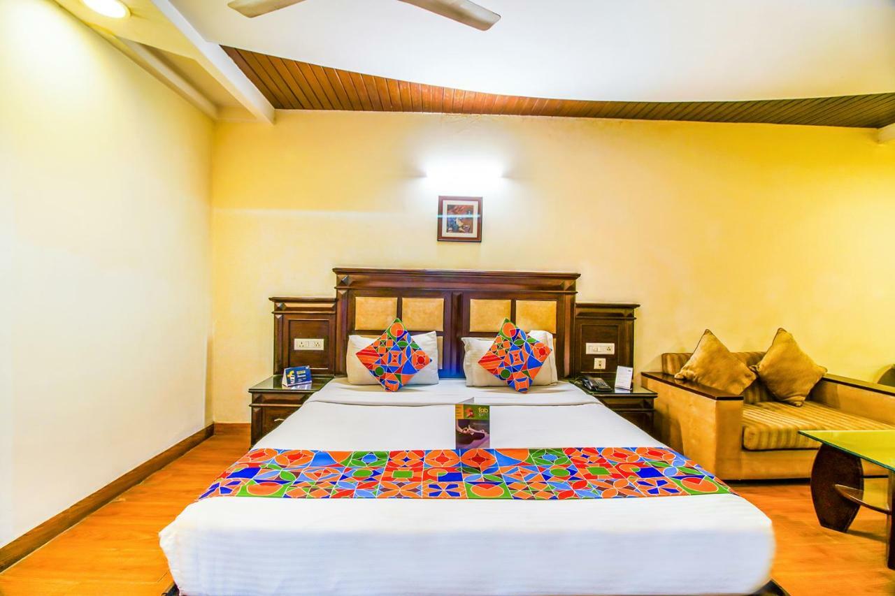 Fabhotel Stay Residency New Delhi Bagian luar foto