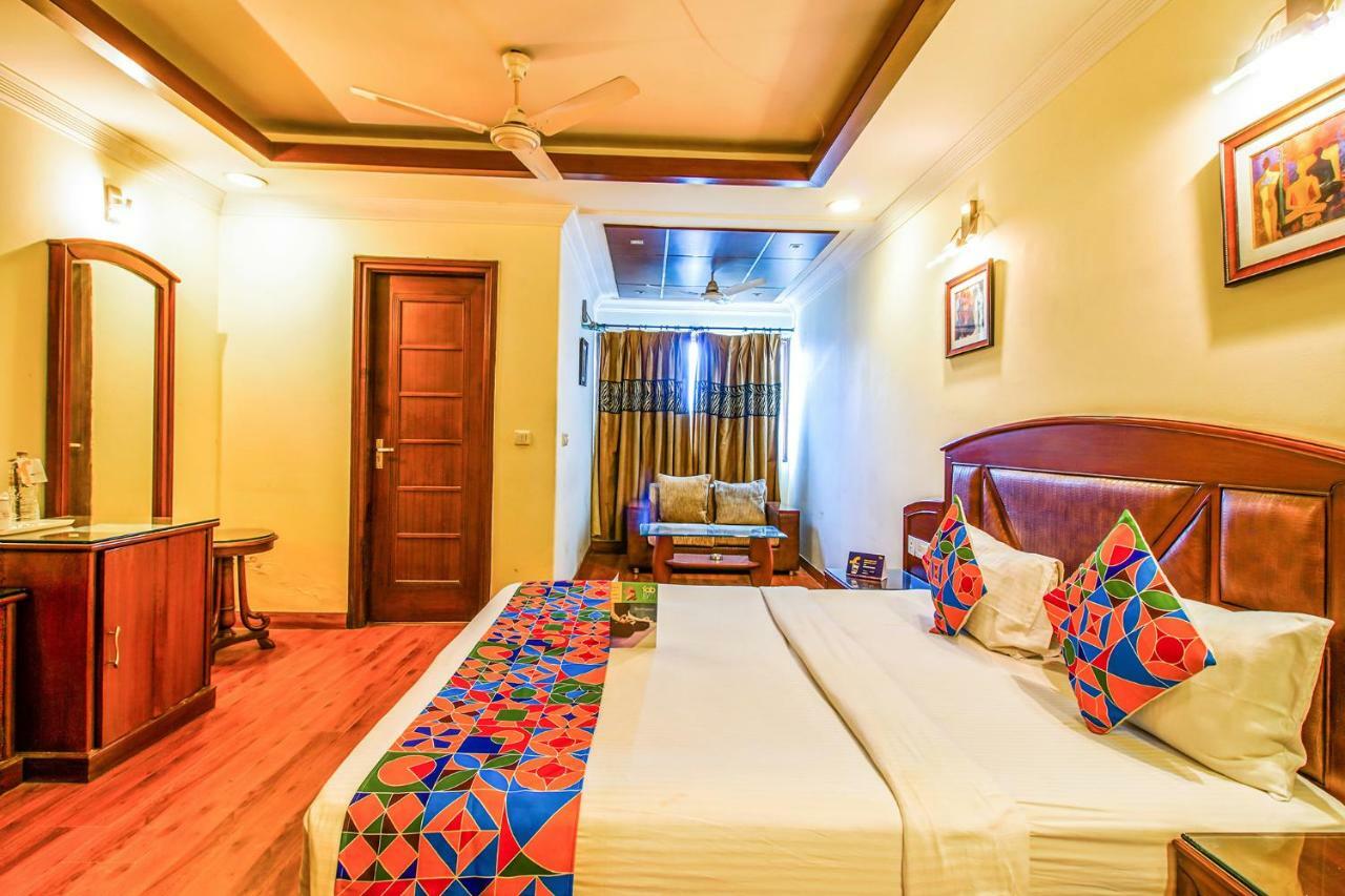 Fabhotel Stay Residency New Delhi Bagian luar foto