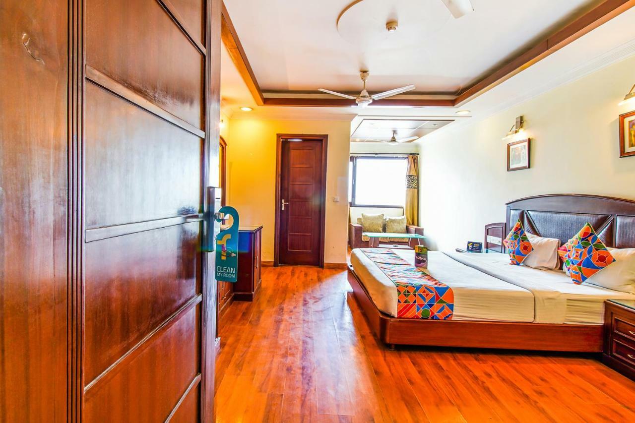 Fabhotel Stay Residency New Delhi Bagian luar foto