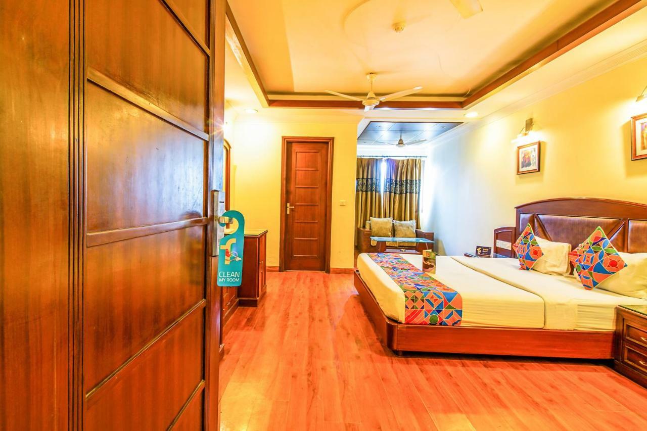 Fabhotel Stay Residency New Delhi Bagian luar foto